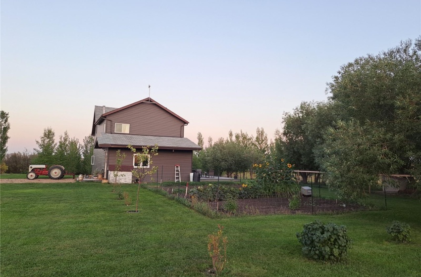 Rural Address, Tisdale Rm No. 427, Saskatchewan S0E 1T0, 3 Bedrooms Bedrooms, 10 Rooms Rooms,2 BathroomsBathrooms,Acreage,For Sale,Perrin/Parsons Acreage,Rural Address,SK960296