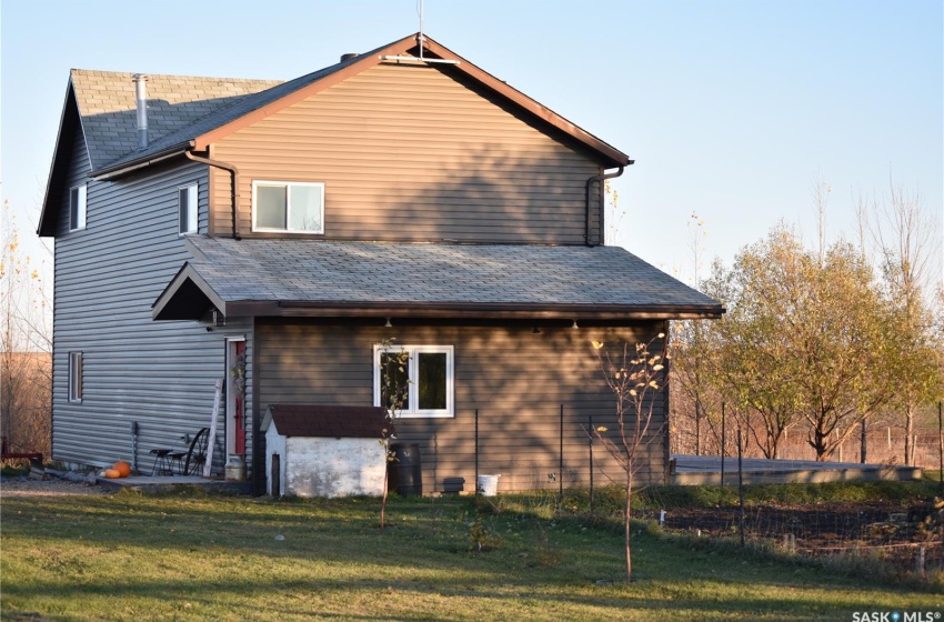 Rural Address, Tisdale Rm No. 427, Saskatchewan S0E 1T0, 3 Bedrooms Bedrooms, 10 Rooms Rooms,2 BathroomsBathrooms,Acreage,For Sale,Perrin/Parsons Acreage,Rural Address,SK960296