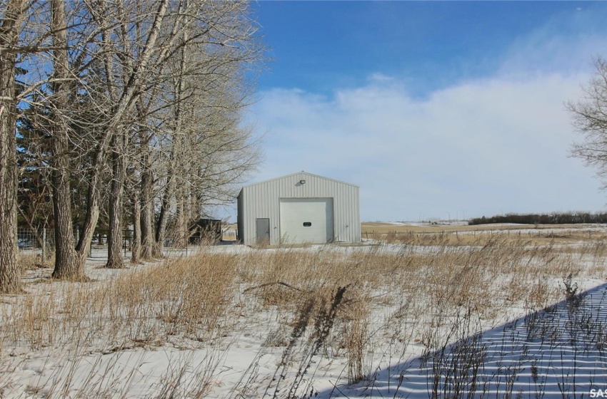 749 Gibson ROAD, Balgonie, Saskatchewan S0G 0E0, 3 Bedrooms Bedrooms, 12 Rooms Rooms,3 BathroomsBathrooms,Acreage,For Sale,BUCHOLTZ/FOHR ACREAGE,Gibson,SK960383