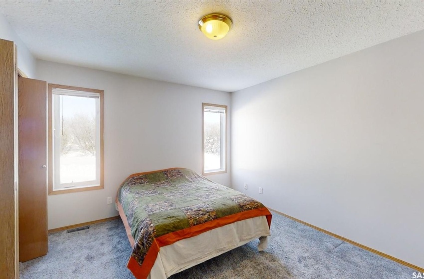 Rural Address, Chesterfield Rm No. 261, Saskatchewan S0L 0Y0, 4 Bedrooms Bedrooms, 15 Rooms Rooms,3 BathroomsBathrooms,Acreage,For Sale,Hennes Acreage,Rural Address,SK961760