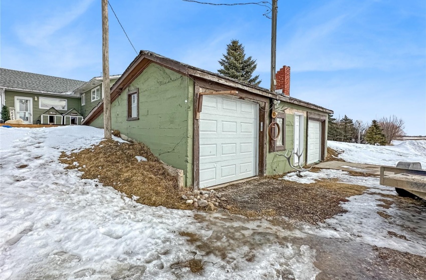 Rural Address, Indian Head Rm No. 156, Saskatchewan S0G 2K0, 3 Bedrooms Bedrooms, 9 Rooms Rooms,2 BathroomsBathrooms,Acreage,For Sale,Nameth Acreage,Rural Address,SK961883