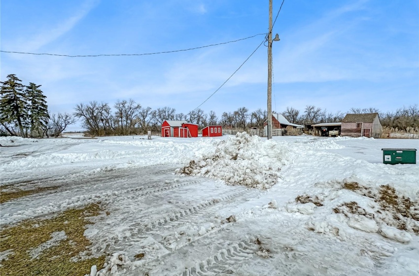 Rural Address, Indian Head Rm No. 156, Saskatchewan S0G 2K0, 3 Bedrooms Bedrooms, 9 Rooms Rooms,2 BathroomsBathrooms,Acreage,For Sale,Nameth Acreage,Rural Address,SK961883