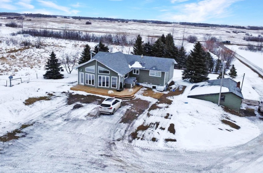 Rural Address, Indian Head Rm No. 156, Saskatchewan S0G 2K0, 3 Bedrooms Bedrooms, 9 Rooms Rooms,2 BathroomsBathrooms,Acreage,For Sale,Nameth Acreage,Rural Address,SK961883