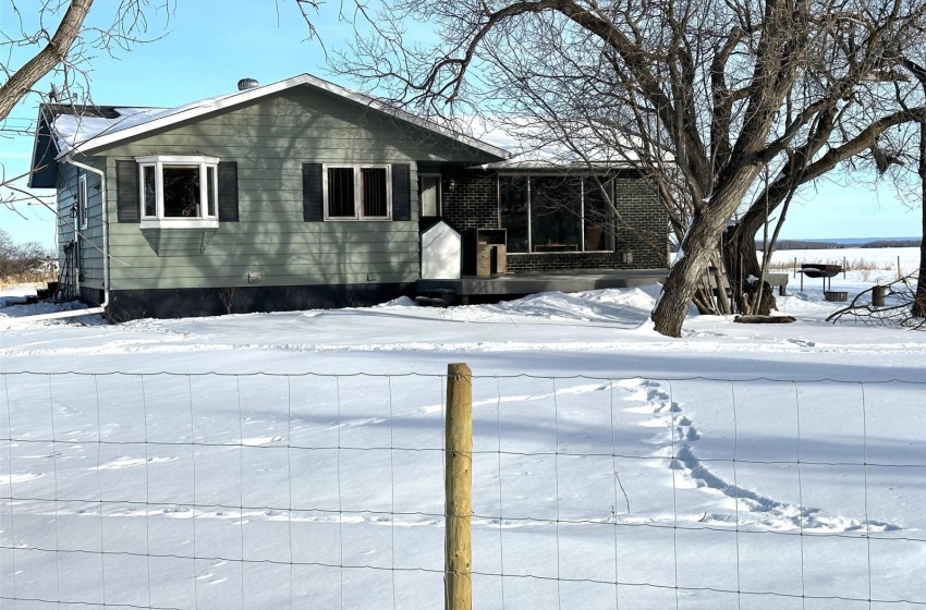 Rural Address, Hudson Bay, Saskatchewan S0E 0Y0, 4 Bedrooms Bedrooms, 14 Rooms Rooms,3 BathroomsBathrooms,Acreage,For Sale,Serhan Dehy South,Rural Address,SK961995