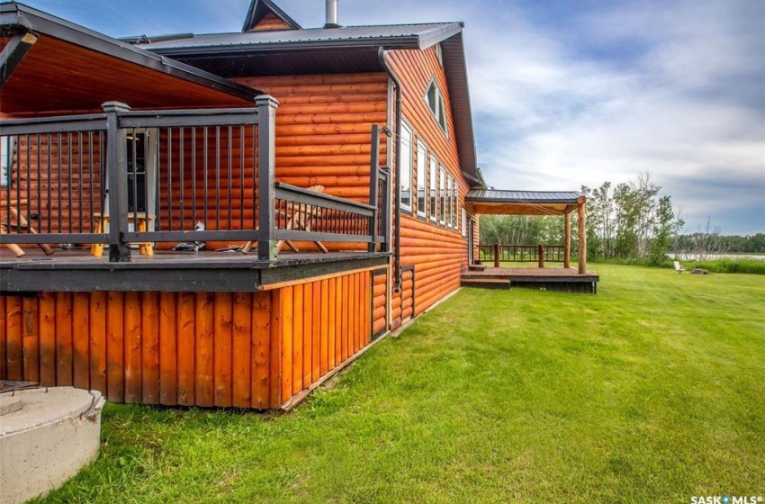 Rural Address, Lac Vert, Saskatchewan S0K 2G0, 3 Bedrooms Bedrooms, 8 Rooms Rooms,1 BathroomBathrooms,Acreage,For Sale,Arps Lake Front Acreage,Rural Address,SK961940