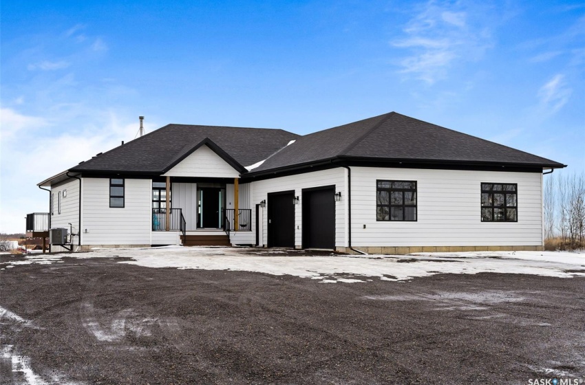 . Gregory AVENUE, Edenwold Rm No. 158, Saskatchewan S4L 5B1, 5 Bedrooms Bedrooms, 16 Rooms Rooms,3 BathroomsBathrooms,Acreage,For Sale,Hill Acreage,Gregory,SK962034