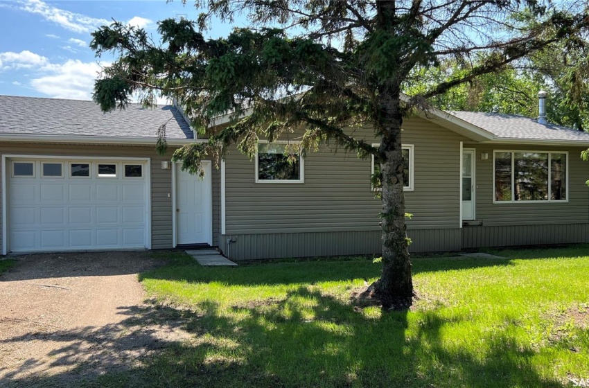 Rural Address, Mount Hope Rm No. 279, Saskatchewan S0A 3J0, 2 Bedrooms Bedrooms, 8 Rooms Rooms,1 BathroomBathrooms,Acreage,For Sale,Fleischhaker Acreage,Rural Address,SK961980