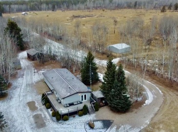 Rural Address, Mervin Rm No.499, Saskatchewan S0M 2T0, 3 Bedrooms Bedrooms, 9 Rooms Rooms,2 BathroomsBathrooms,Acreage,For Sale,RM of Mervin Acreage,Rural Address,SK962146