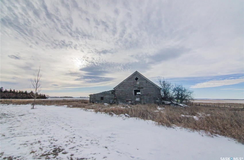 Rural Address, Fletts Springs Rm No. 429, Saskatchewan S0J 0C0, 3 Bedrooms Bedrooms, 8 Rooms Rooms,1 BathroomBathrooms,Acreage,For Sale,HWY 3/368 Junction Acreage,Rural Address,SK962288