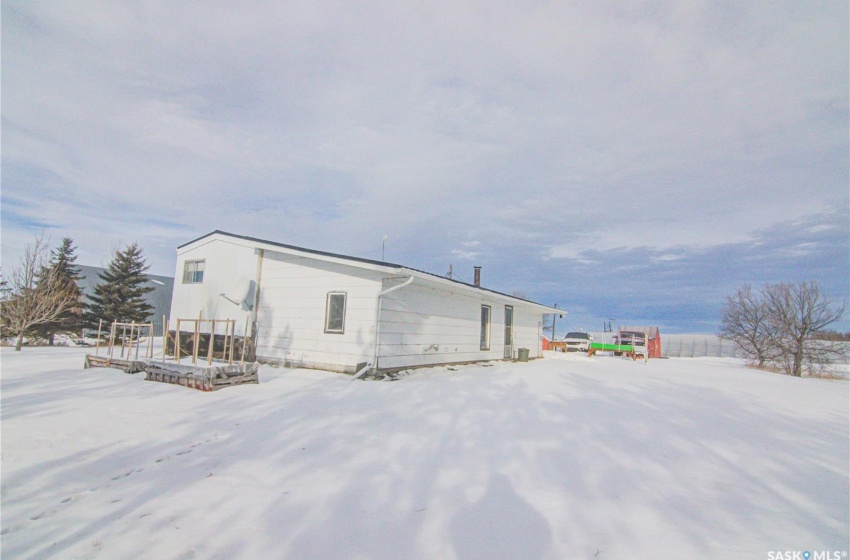 Rural Address, Fletts Springs Rm No. 429, Saskatchewan S0J 0C0, 3 Bedrooms Bedrooms, 8 Rooms Rooms,1 BathroomBathrooms,Acreage,For Sale,HWY 3/368 Junction Acreage,Rural Address,SK962288