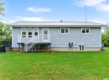 Rural Address, Usborne Rm No. 310, Saskatchewan S0K 2R0, 5 Bedrooms Bedrooms, 13 Rooms Rooms,2 BathroomsBathrooms,Acreage,For Sale,Wiens Acreage,Rural Address,SK962435