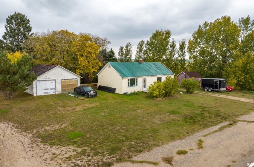 Rural Address, Prince Albert Rm No. 461, Saskatchewan S6V 5P8, 2 Bedrooms Bedrooms, 8 Rooms Rooms,1 BathroomBathrooms,Acreage,For Sale,Highway 302 East Acreage,Rural Address,SK945867