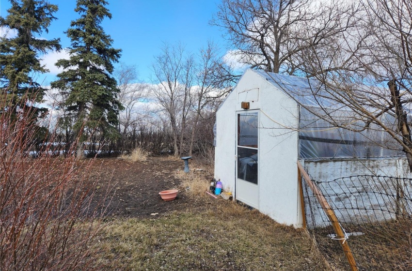 Rural Address, Brokenshell Rm No. 68, Saskatchewan S0C 2N0, 4 Bedrooms Bedrooms, 12 Rooms Rooms,2 BathroomsBathrooms,Acreage,For Sale,RM Brokenshell Property,Rural Address,SK962644