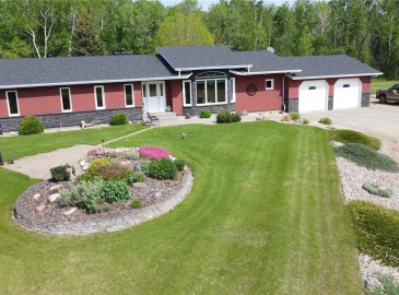 Rural Address, Barrier Valley Rm No. 397, Saskatchewan S0E 1T0, 3 Bedrooms Bedrooms, 17 Rooms Rooms,4 BathroomsBathrooms,Acreage,For Sale,Slade Acreage-Proposed subdivision 14 acres,Rural Address,SK962272