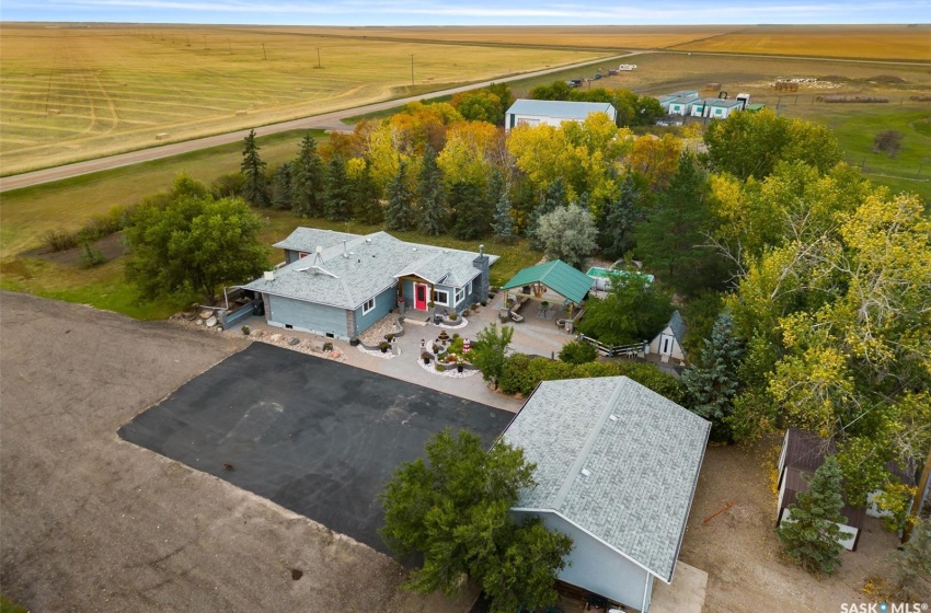 Rural Address, Lajord Rm No. 128, Saskatchewan S0G 2T0, 4 Bedrooms Bedrooms, 14 Rooms Rooms,3 BathroomsBathrooms,Acreage,For Sale,Kronau Acreage,Rural Address,SK962651