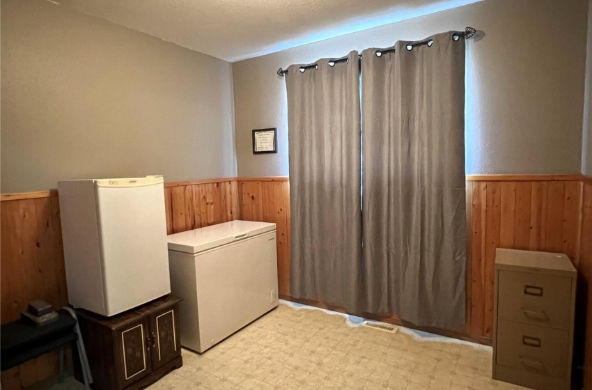 Rural Address, Loon Lake Rm No. 561, Saskatchewan S0M 1L0, 5 Bedrooms Bedrooms, 20 Rooms Rooms,4 BathroomsBathrooms,Acreage,For Sale,9KM West of Makwa,Rural Address,SK962958