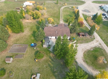 Rural Address, Mervin Rm No.499, Saskatchewan S0M 2Y0, 5 Bedrooms Bedrooms, 19 Rooms Rooms,3 BathroomsBathrooms,Acreage,For Sale,Locke Acreage,Rural Address,SK963063