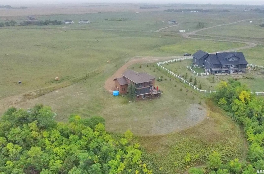 28 Pelican BAY, Longlaketon Rm No. 219, Saskatchewan S0G 0W0, 4 Bedrooms Bedrooms, 14 Rooms Rooms,4 BathroomsBathrooms,Acreage,For Sale,Pelican,SK963225