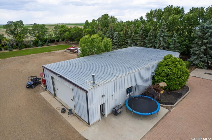 Rural Address, Kindersley Rm No. 290, Saskatchewan S0L 1S0, 5 Bedrooms Bedrooms, 12 Rooms Rooms,3 BathroomsBathrooms,Acreage,For Sale,Kindersley Acreage,Rural Address,SK963253