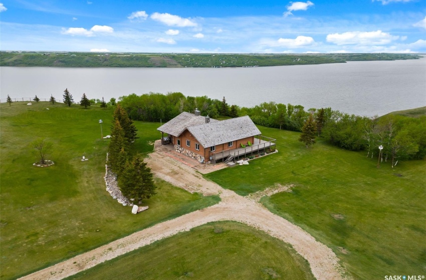 Rural Address, Longlaketon Rm No. 219, Saskatchewan S0G 0W0, 6 Bedrooms Bedrooms, 18 Rooms Rooms,4 BathroomsBathrooms,Acreage,For Sale,Big Brown Barn,Rural Address,SK963364