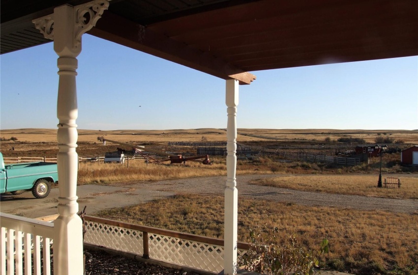 Rural Address, Happyland Rm No. 231, Saskatchewan S0N 1H0, 3 Bedrooms Bedrooms, 11 Rooms Rooms,3 BathroomsBathrooms,Acreage,For Sale,Noble Acreage,Rural Address,SK963456