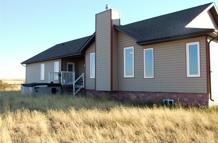 Rural Address, Happyland Rm No. 231, Saskatchewan S0N 1H0, 3 Bedrooms Bedrooms, 11 Rooms Rooms,3 BathroomsBathrooms,Acreage,For Sale,Noble Acreage,Rural Address,SK963456