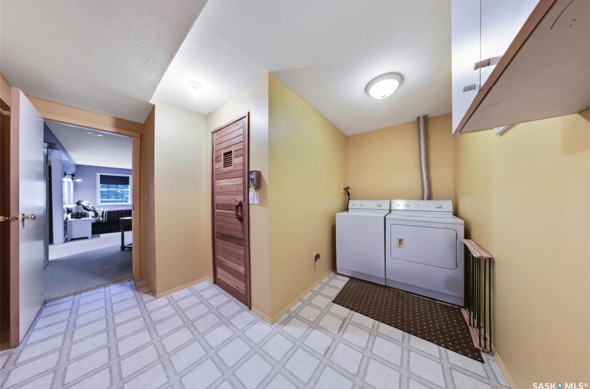 Basement SECOND laundry suite