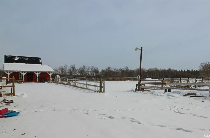 50 7th AVENUE, Qu'Appelle, Saskatchewan S0G 4A0, 3 Bedrooms Bedrooms, 10 Rooms Rooms,2 BathroomsBathrooms,Acreage,For Sale,7th,SK963523