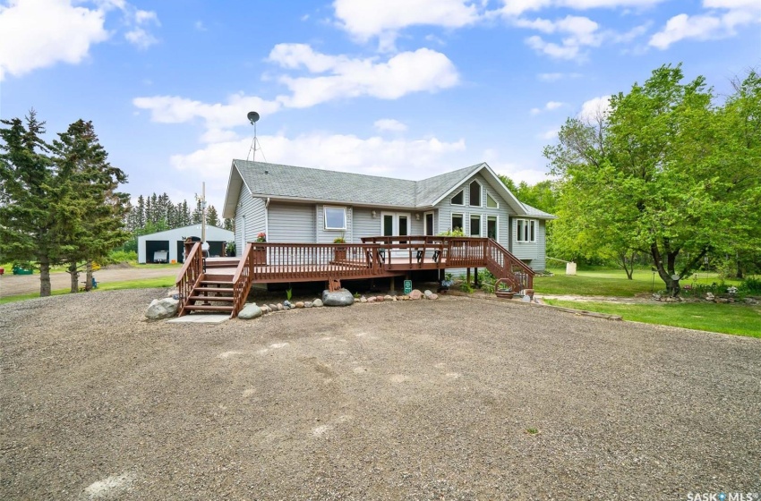 Rural Address, Wilton Rm No. 472, Saskatchewan S0M 1R0, 5 Bedrooms Bedrooms, 16 Rooms Rooms,4 BathroomsBathrooms,Acreage,For Sale,27891 Grid 675 Acreage,Rural Address,SK963654