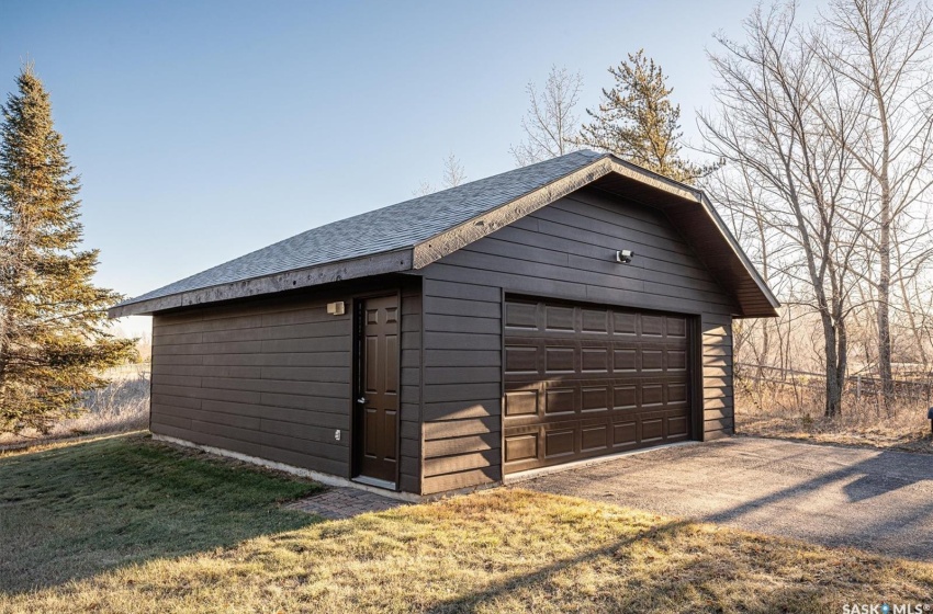 Double detached garage