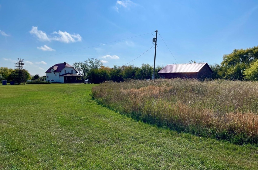 Rural Address, Eagle Creek Rm No. 376, Saskatchewan S0K 0H0, 6 Bedrooms Bedrooms, 16 Rooms Rooms,2 BathroomsBathrooms,Acreage,For Sale,McAvoy Acreage 10 Acres, Arelee,Rural Address,SK945157