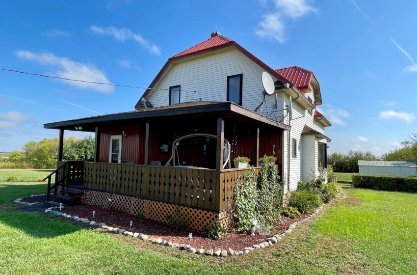 Rural Address, Eagle Creek Rm No. 376, Saskatchewan S0K 0H0, 6 Bedrooms Bedrooms, 16 Rooms Rooms,2 BathroomsBathrooms,Acreage,For Sale,McAvoy Acreage 10 Acres, Arelee,Rural Address,SK945157