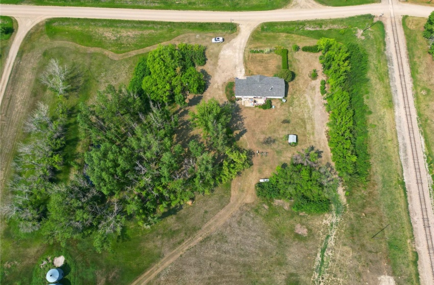 802 Hall STREET, Loreburn Rm No. 254, Saskatchewan S0H 2S0, 4 Bedrooms Bedrooms, 13 Rooms Rooms,2 BathroomsBathrooms,Acreage,For Sale,Hall,SK963886