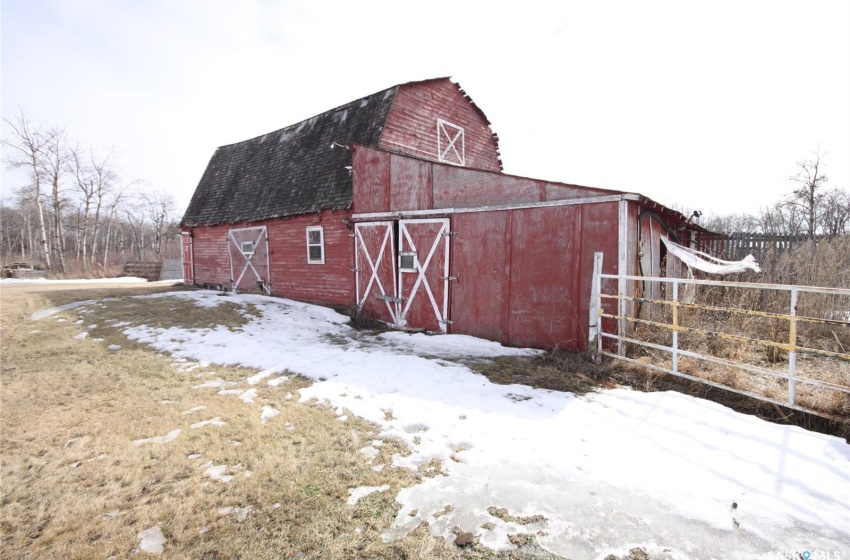 Rural Address, Edenwold Rm No. 158, Saskatchewan S0G 5K0, 4 Bedrooms Bedrooms, 11 Rooms Rooms,2 BathroomsBathrooms,Acreage,For Sale,BAVLE ACREAGE,Rural Address,SK964934