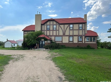 Rural Address, Corman Park Rm No. 344, Saskatchewan S0K 2T0, 4 Bedrooms Bedrooms, 19 Rooms Rooms,4 BathroomsBathrooms,Acreage,For Sale,Martensville Acreage,Rural Address,SK932781