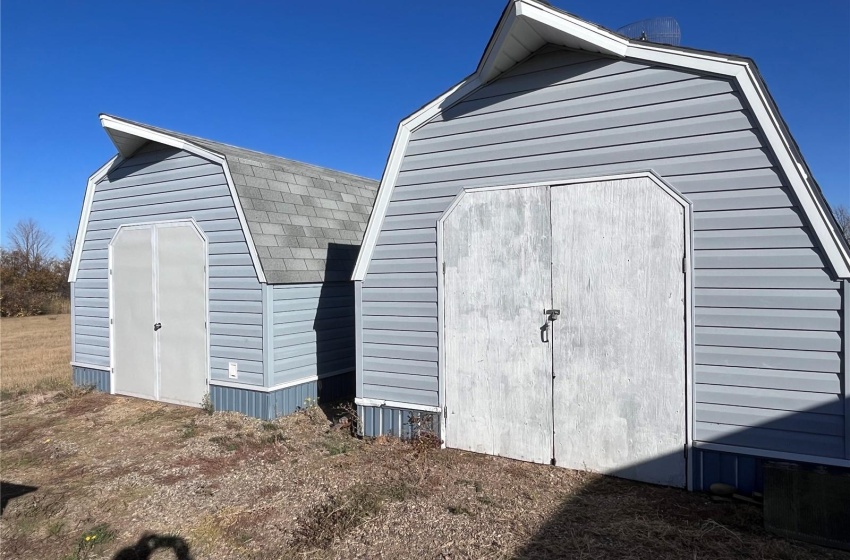 2 good sized sheds