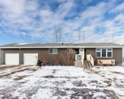 Rural Address, Vanscoy Rm No. 345, Saskatchewan S0L 3J0, 4 Bedrooms Bedrooms, 15 Rooms Rooms,2 BathroomsBathrooms,Acreage,For Sale,Slaferek Acreage,Rural Address,SK965011