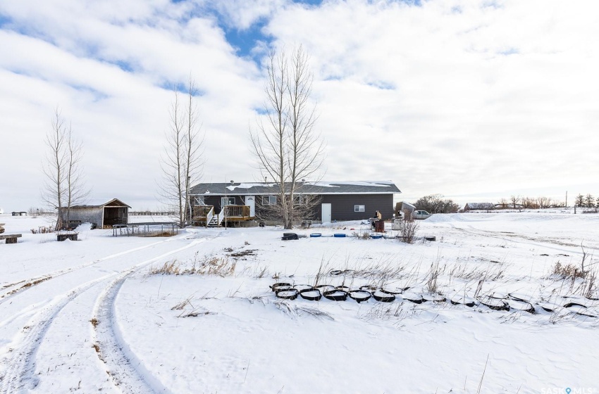 Rural Address, Vanscoy Rm No. 345, Saskatchewan S0L 3J0, 4 Bedrooms Bedrooms, 15 Rooms Rooms,2 BathroomsBathrooms,Acreage,For Sale,Slaferek Acreage,Rural Address,SK965011