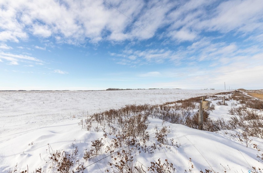 Rural Address, Vanscoy Rm No. 345, Saskatchewan S0L 3J0, 4 Bedrooms Bedrooms, 15 Rooms Rooms,2 BathroomsBathrooms,Acreage,For Sale,Slaferek Acreage,Rural Address,SK965011