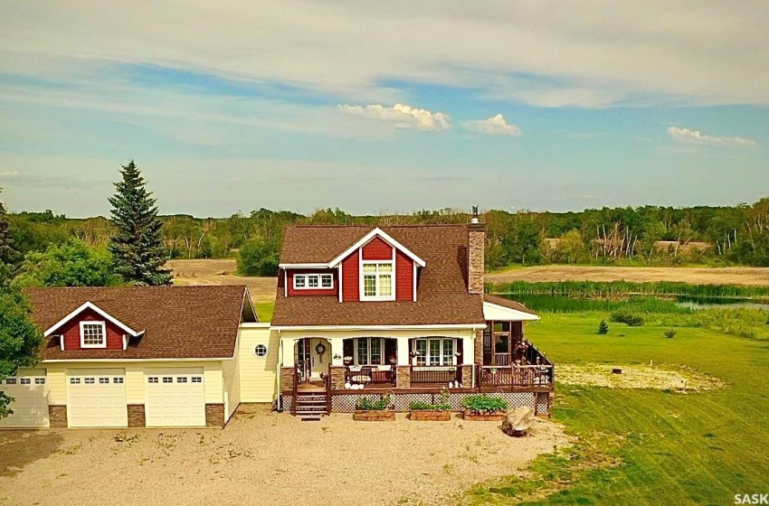 Rural Address, Fertile Belt Rm No. 183, Saskatchewan S0A 3Y0, 4 Bedrooms Bedrooms, 14 Rooms Rooms,4 BathroomsBathrooms,Acreage,For Sale,Solitude Acres,Rural Address,SK964992