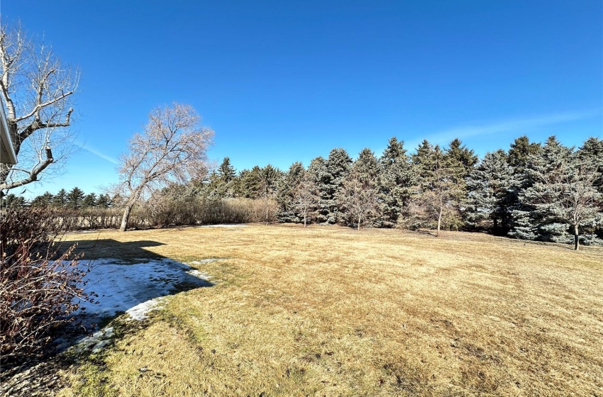 Rural Address, Weyburn Rm No. 67, Saskatchewan S4H 3N8, 4 Bedrooms Bedrooms, 19 Rooms Rooms,2 BathroomsBathrooms,Acreage,For Sale,Weyburn Acreage,Rural Address,SK965099