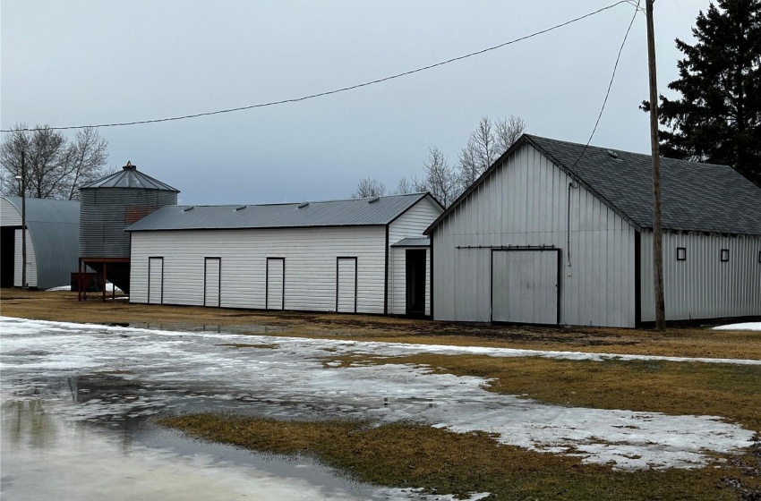 Rural Address, Nipawin Rm No. 487, Saskatchewan S0E 1E0, 3 Bedrooms Bedrooms, 10 Rooms Rooms,1 BathroomBathrooms,Acreage,For Sale,Cherepuschak Farm Acreage,Rural Address,SK965187