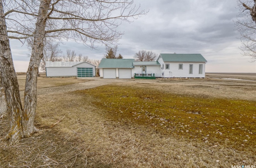 Rural Address, Redburn Rm No. 130, Saskatchewan S0G 4H0, 3 Bedrooms Bedrooms, 9 Rooms Rooms,1 BathroomBathrooms,Acreage,For Sale,Elsworth Acres,Rural Address,SK965257