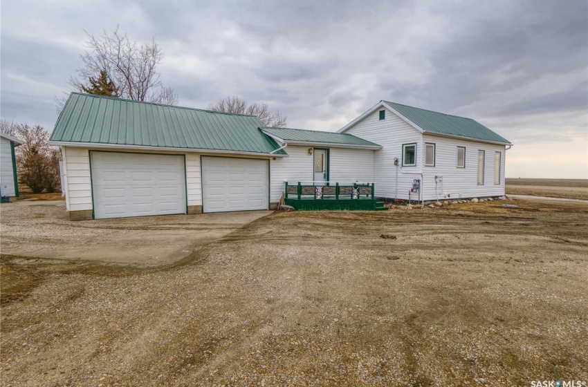 Rural Address, Redburn Rm No. 130, Saskatchewan S0G 4H0, 3 Bedrooms Bedrooms, 9 Rooms Rooms,1 BathroomBathrooms,Acreage,For Sale,Elsworth Acres,Rural Address,SK965257