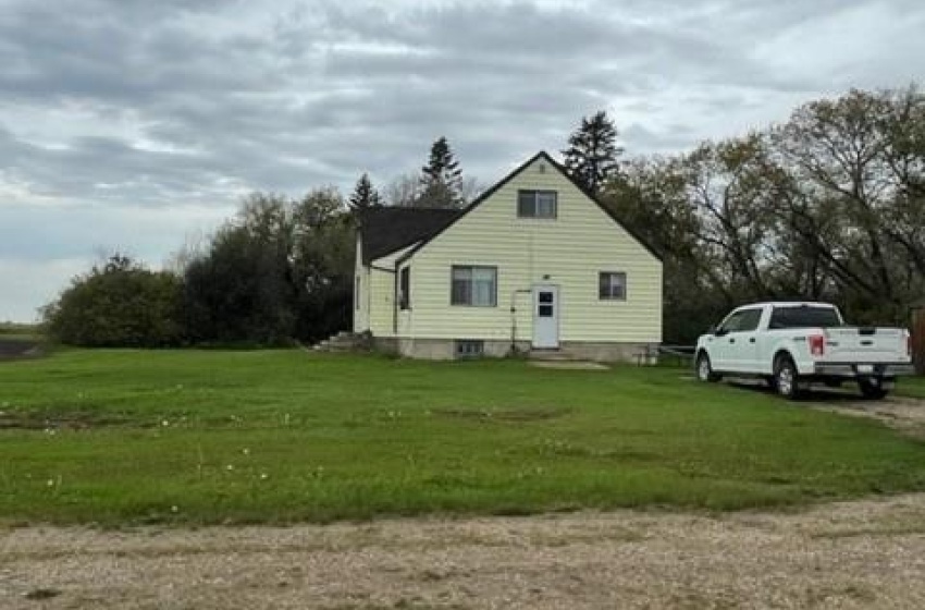 1 Rural Address, Buchanan Rm No. 304, Saskatchewan S0A 0L0, 3 Bedrooms Bedrooms, 9 Rooms Rooms,1 BathroomBathrooms,Acreage,For Sale,Wolkowski Acreage,Rural Address,SK965329