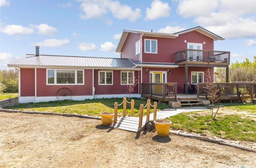 Rural Address, Cupar Rm No. 218, Saskatchewan S0G 0Y0, 3 Bedrooms Bedrooms, 13 Rooms Rooms,3 BathroomsBathrooms,Acreage,For Sale,Fairy Hill Acreage - 9.98 Acres,Rural Address,SK959334