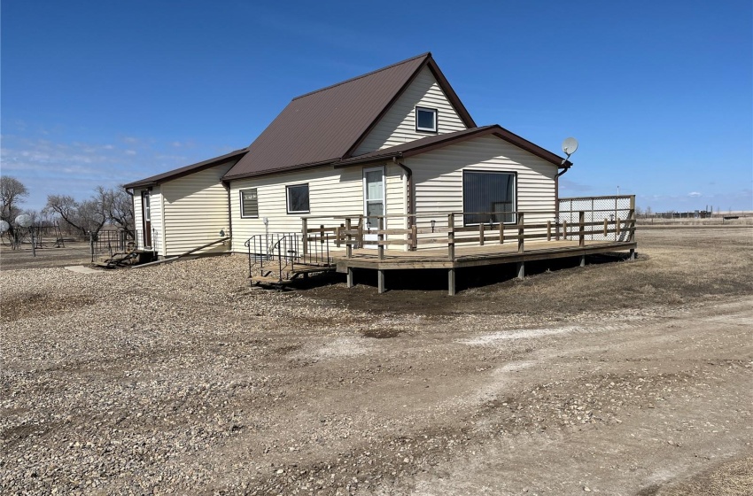 Rural Address, Wellington Rm No. 97, Saskatchewan S4H 0K1, 3 Bedrooms Bedrooms, 8 Rooms Rooms,1 BathroomBathrooms,Acreage,For Sale,MUSK ACREAGE,Rural Address,SK965412