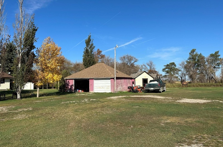 Rural Address, Golden West Rm No. 95, Saskatchewan S0G 0X0, 3 Bedrooms Bedrooms, 15 Rooms Rooms,3 BathroomsBathrooms,Acreage,For Sale,McKee Acreage,Rural Address,SK946403