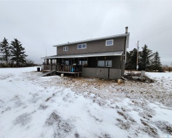 Rural Address, Lomond Rm No. 37, Saskatchewan S4H 3N8, 5 Bedrooms Bedrooms, 11 Rooms Rooms,2 BathroomsBathrooms,Acreage,For Sale,Roughbark Acreage,Rural Address,SK955599