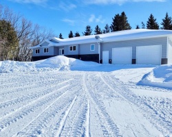 Rural Address, Saltcoats Rm No. 213, Saskatchewan S0A 3R0, 3 Bedrooms Bedrooms, ,3 BathroomsBathrooms,Farm,For Sale,RM of Saltcoats Acreage,Rural Address,SK958743